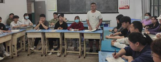 9F5C0C638CA453A69F6049DE4555EC52